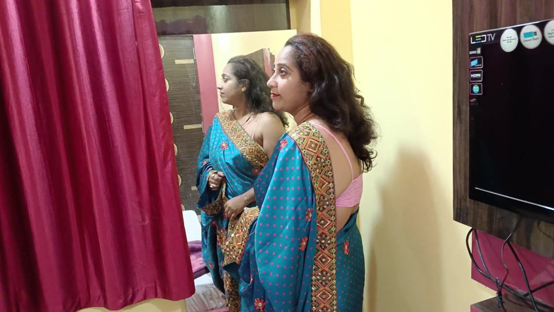 Indian Erotica: Девушка-красотка с большими сиськами жестко трахается