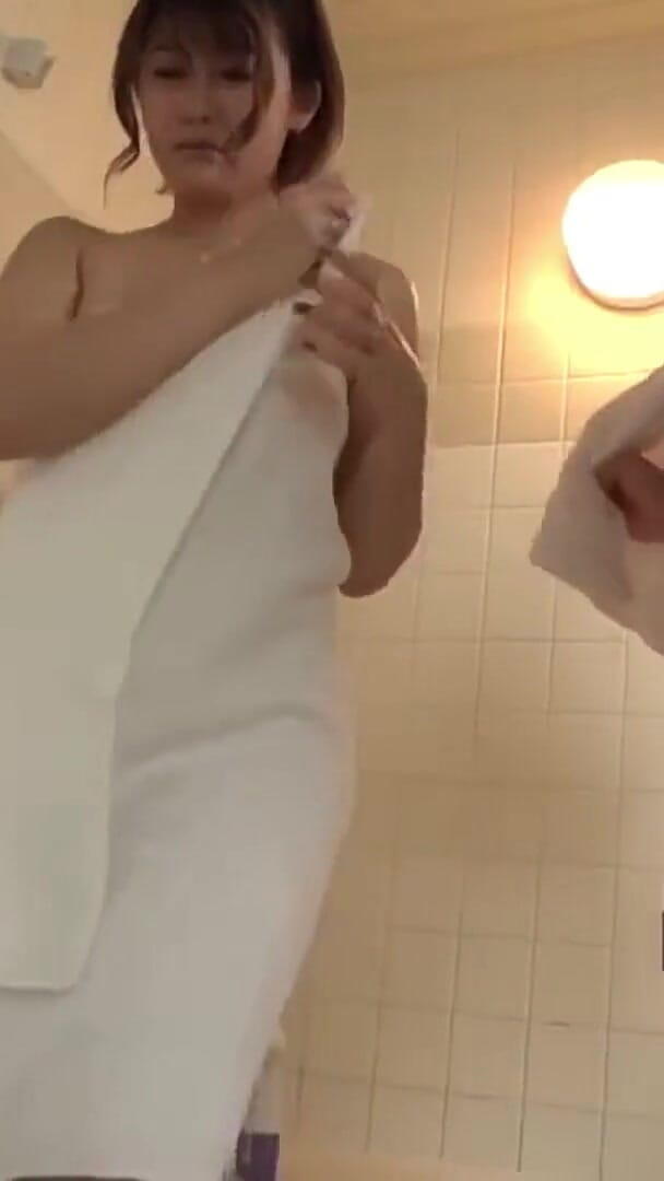 Confession of a Top-rated Delivery Service Wife, a Secret Kept From Her Husband Until the Neighbor Finds Out Part2 (Lust lab)