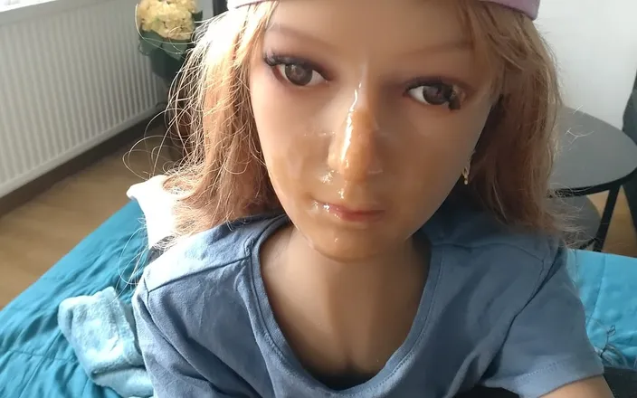 Adventuremacmax: Deepthroat Doll and Facial