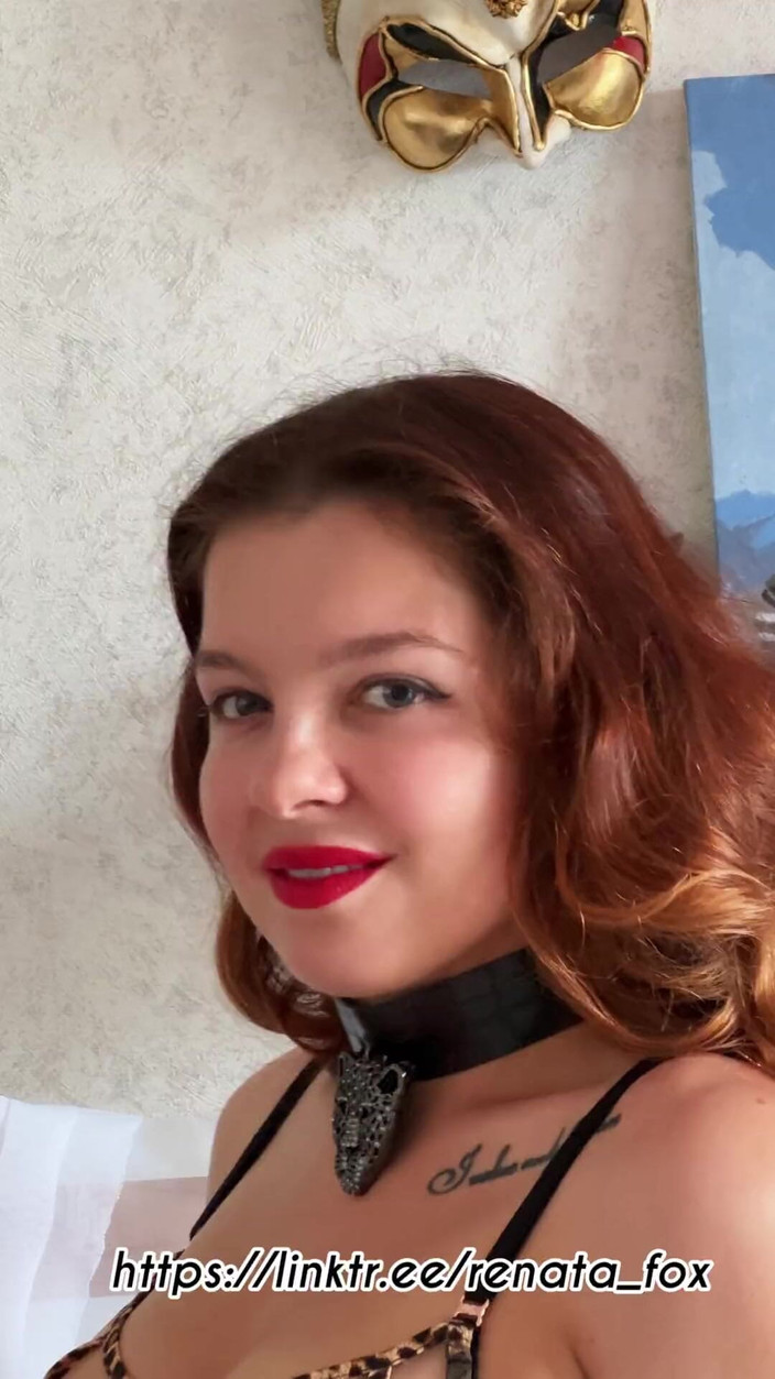 Renata Fox: Amada melhor amiga seduz você em lingerie nova