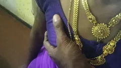 तमिल जोड़ा लिपलॉक चेहरा चाटना स्तन शो