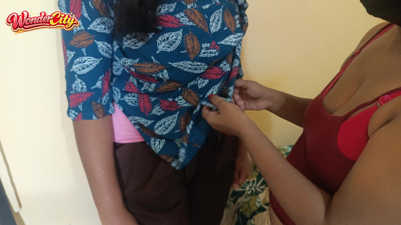 Apple baby: 핫한 레즈 섹스