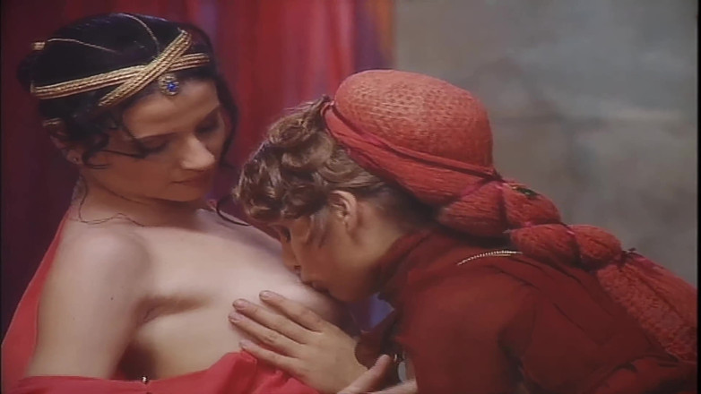 Luxury Porn Channel: În Roma antică Tinerii Matroane se distrează cu Soldați excitați