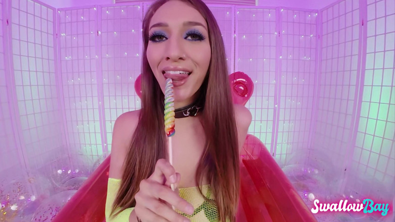 Swallowbay 2D: Bella Rolland, cu forme, oral adânc în gât