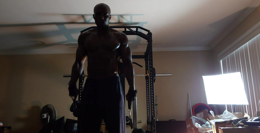 Hallelujah Johnson: 阻力训练锻炼今天 2