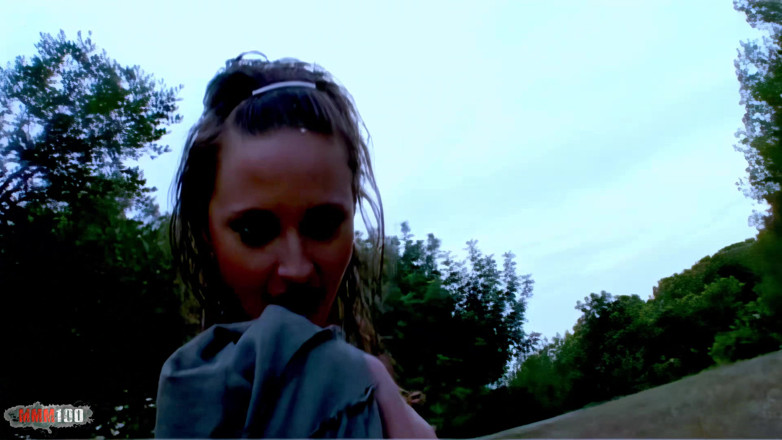MMM100 Solo: Moana Mendez: Sexy Hot Teen in the Forest Spreading Her...