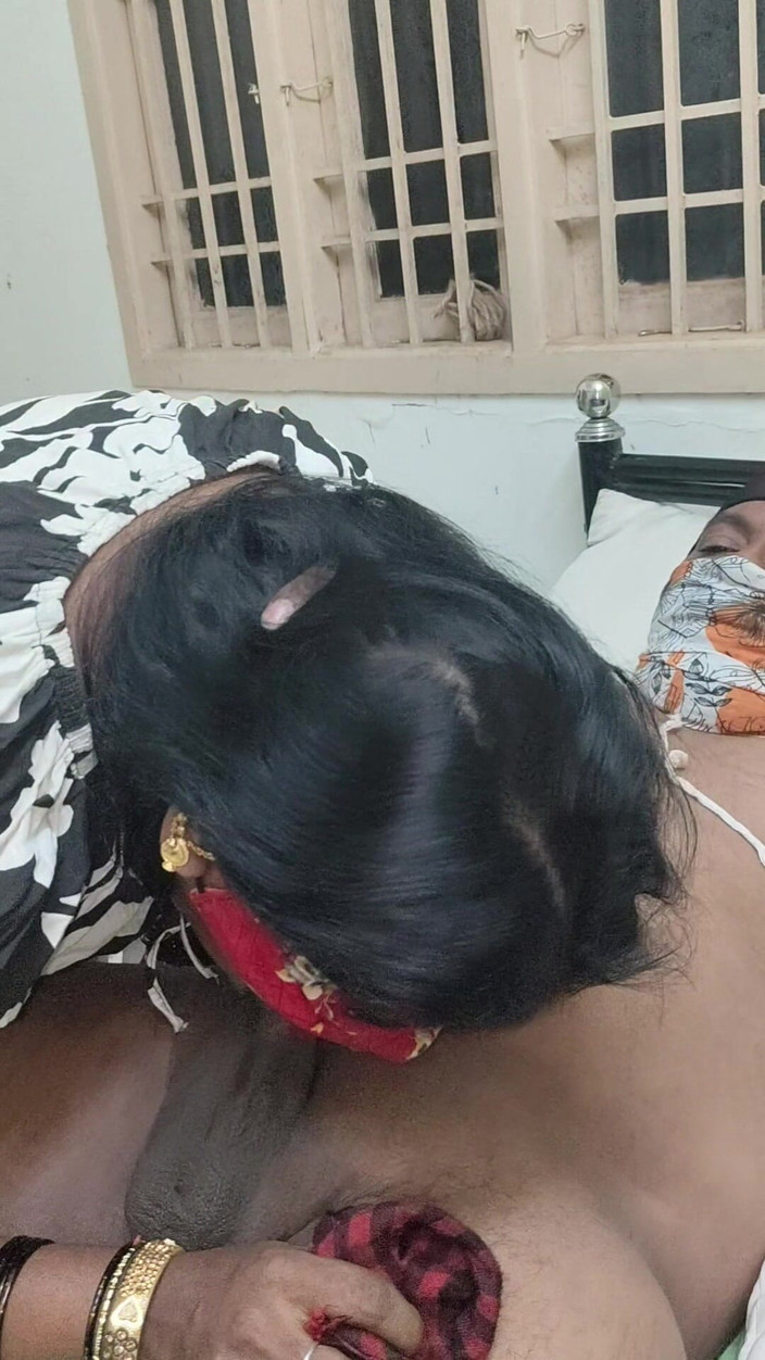 Thesana: 隣人が義父の前で義理の娘を犯す