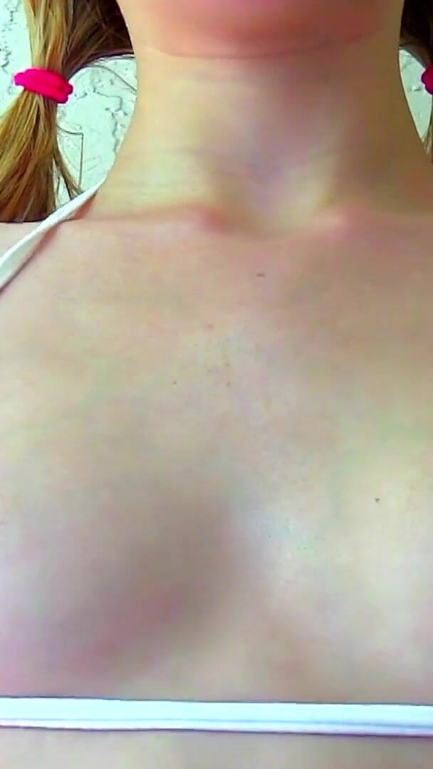 Katie Cashes in (BIKINI-POPS)