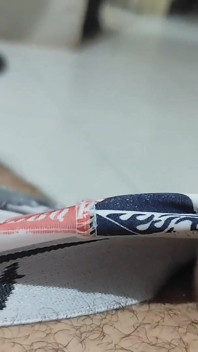 ถึงจุดสุดยอดหลายครั้งในการนวดลึงค์ด้วยตนเอง