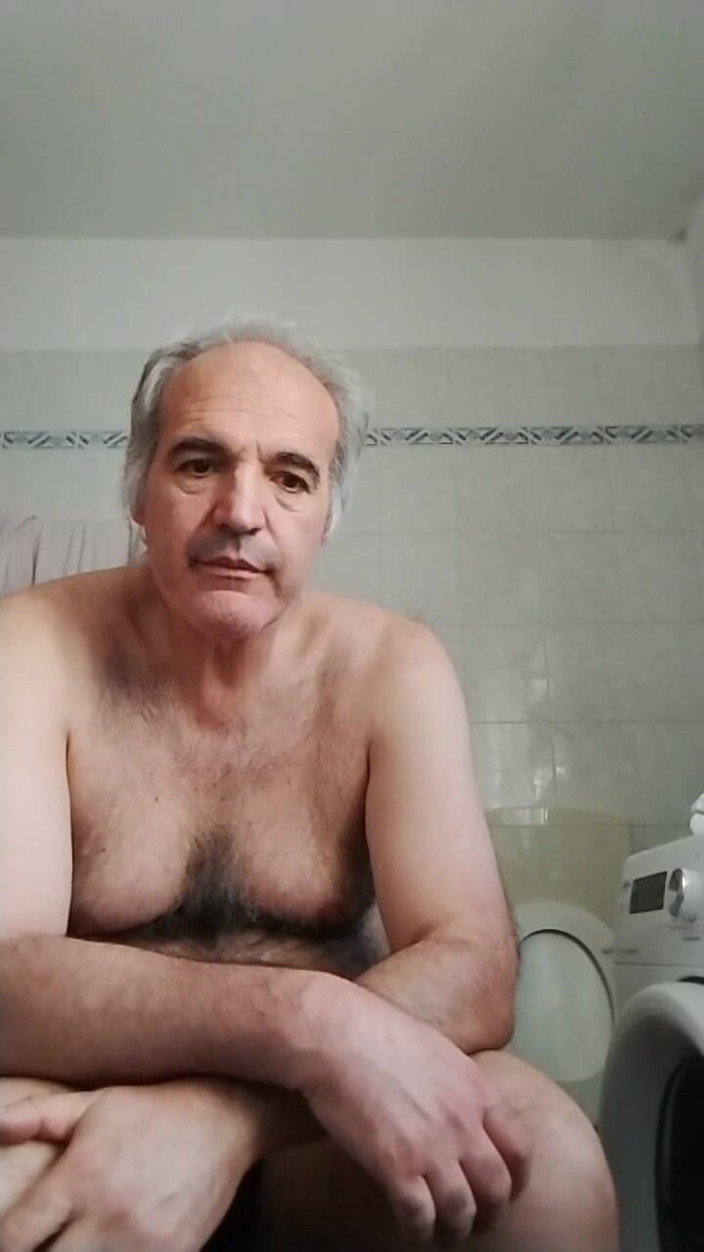 Setesesso7: Het is tijd om aan je lul te trekken!