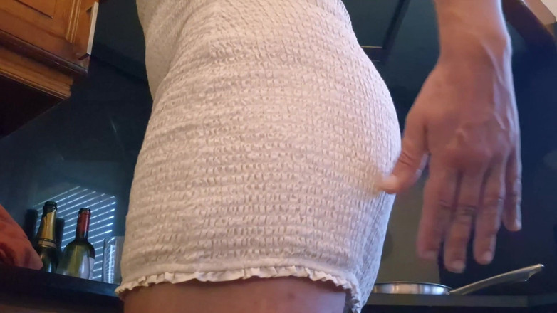 SavageHeater59: Красивий мереживний зад крупним планом