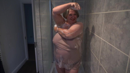 Chris44G: Chris44g - Showertime fun