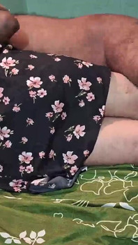 Tía india tetona folla en casero