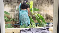 Stiefmutter arbeitete im garten und ich hatte sex mit ihr