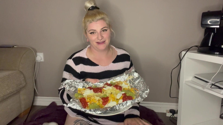 EeveeXo: Mukbang tanpa tangan makanan Meksiko