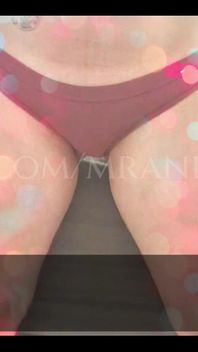 내 자지를 빨아주는 핫한 금발