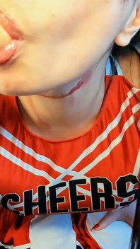 Halloween Emanuelly Raquel Cheerleader Zoombie Handjob Spiel Grünes Licht Rotes Licht