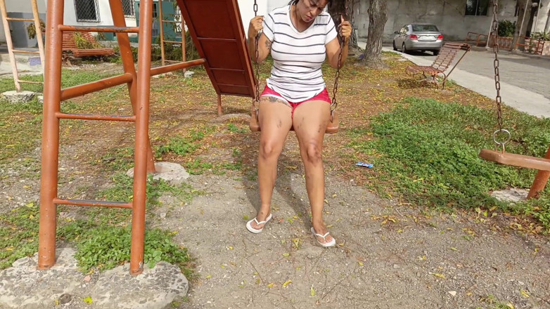 La barbie: I Find My Busty Stepdaughter in the Park and Invite...