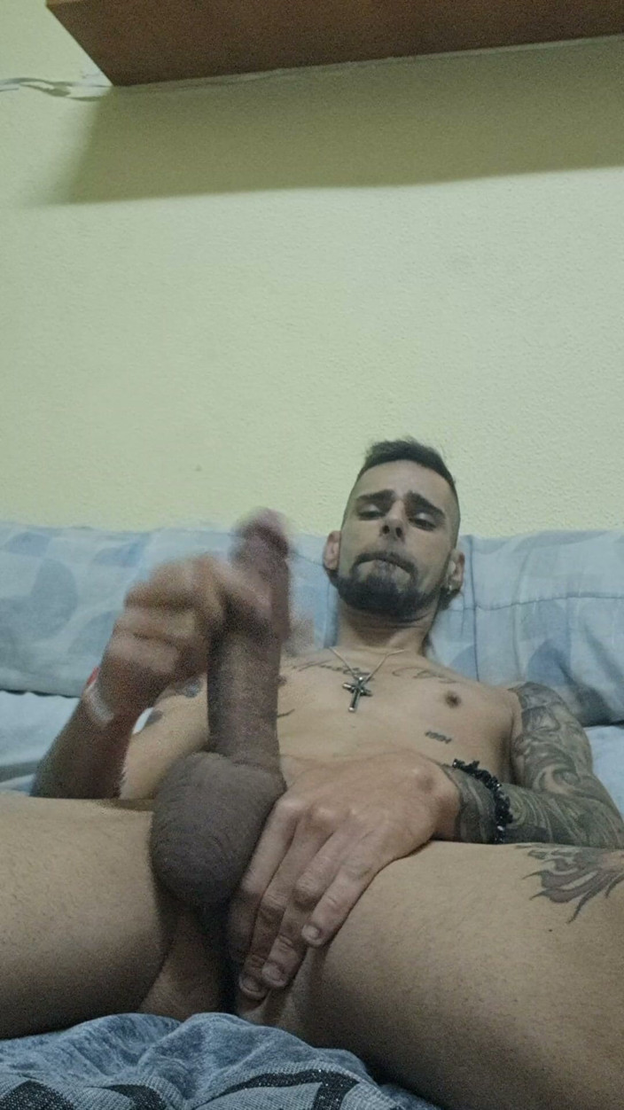 AlexxBlackk: Jerk off on the Sofa