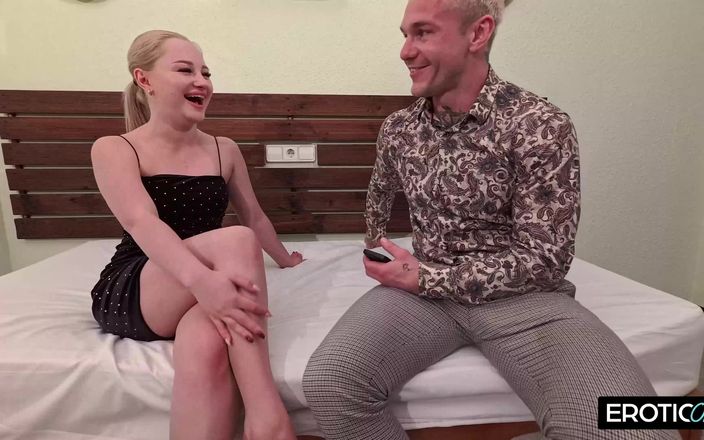 German bitch hunter: 德国女郎邀请两个男人在酒店房间玩3P，她永远不会忘记