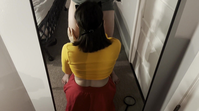 gabriellablows: Jinkies! Velma și-a pierdut ochelarii și s-a acoperit de ceva lipicios