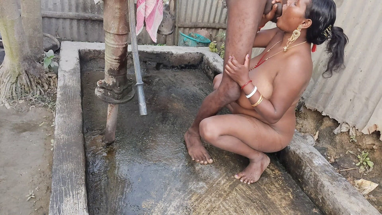 Sexydeb: Bhabhi Ki Chudai Karte Samay Peshab Laga