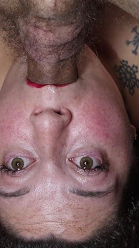목구멍 깊숙이 깊숙이