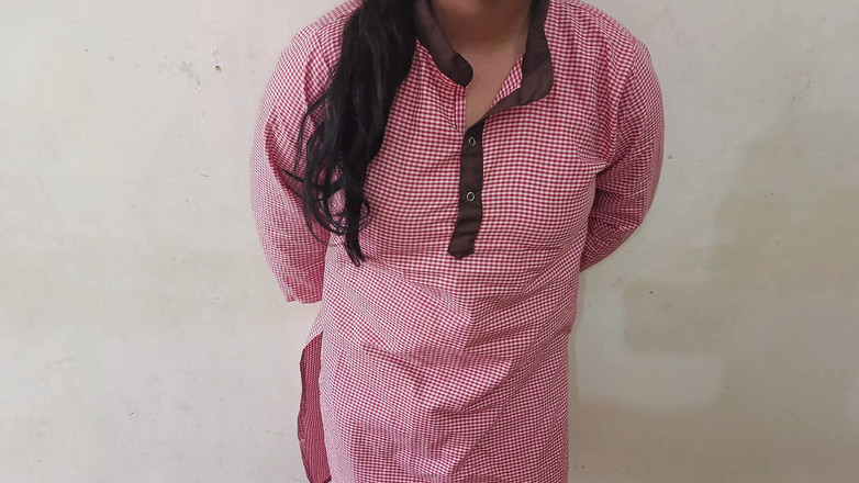 YOURAMRITA04: Gorąca 18-letnia indyjska studentka i nauczycielka jebanie w pieska w Clear...