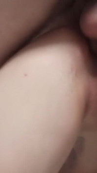Oralsex Eines Nacktes Mädchen