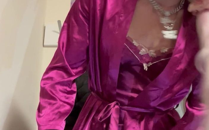Jessica silk: Jess Silk Rides假阳具