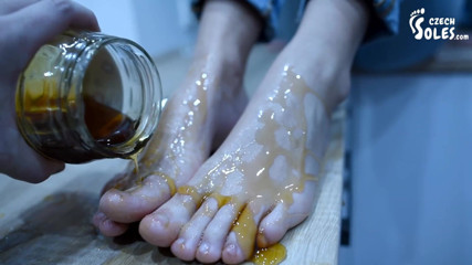 Czech Soles - foot fetish content: Bare feet in honey, a foot fetish yummy POV!