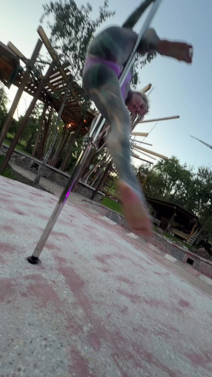 Anuskatzz: Do You Like My Dance for You? Follow Me for...