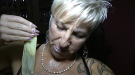 18 år gammal oskuld pojke görs till en man av sin perversa styvmor!