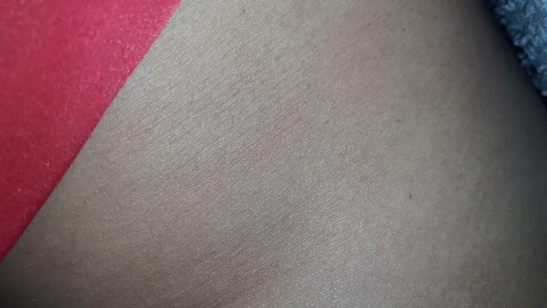 LADYZINHA23: usne mujhe khaaya aur mujh par aa gaya