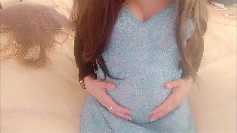 savannahamatoriale: Stiefsohn, du musst wissen, dass unser sex