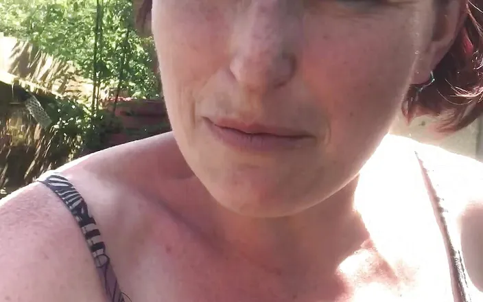 MistressWriggler: Desperate MILF Goes Outside to Do a POV Piss in...