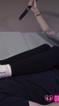 Cassandra's Sweaty Feet Besatthet - Dreamgirls i strumpor