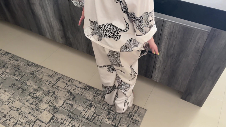 Mrs Peachesxx: おはよう、継子さん!継母の朝食が出た