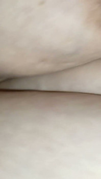 SSbbw susan摇晃地流着白浆合集