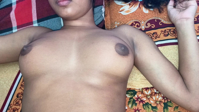 Bithi69gril: 私のベッドロムのために私のインド人Xガールフレンドのロマンスをファックする