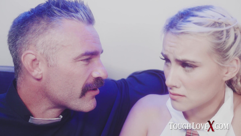 ToughLoveX: TOUGHLOVEX - Sinner Indica Monroe wird von Karl erwischt