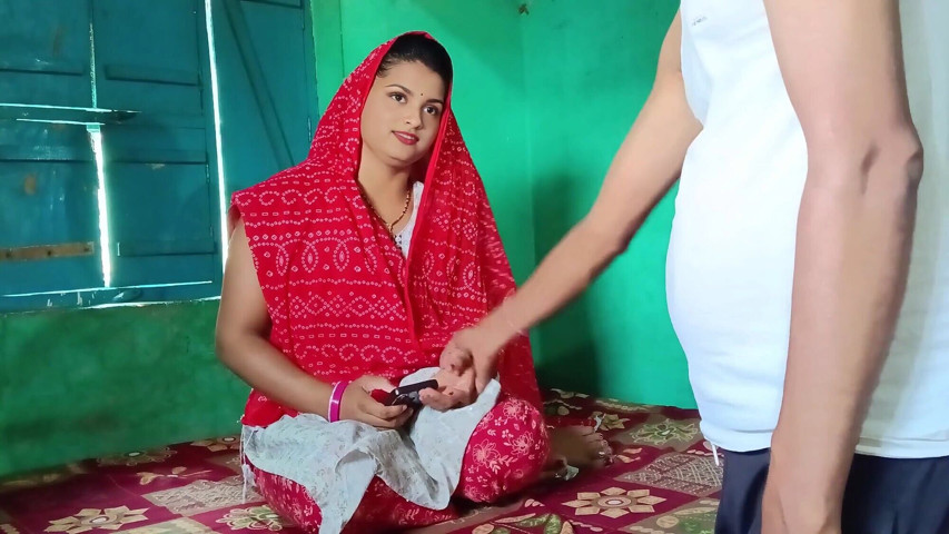Desi Sister-in-law Had Sex in Her Room (Riyagueen)