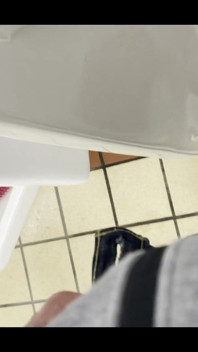 Piss in Urinal