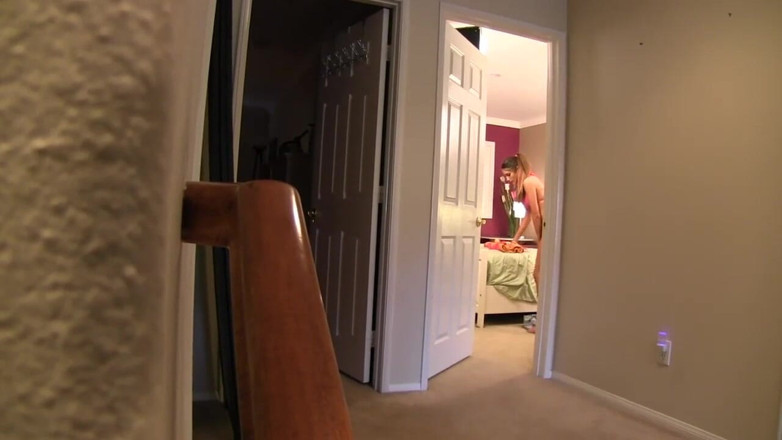 Taboo Handjobs - Liberated Eye: How can I not look at my stepdaughter? August Ames....