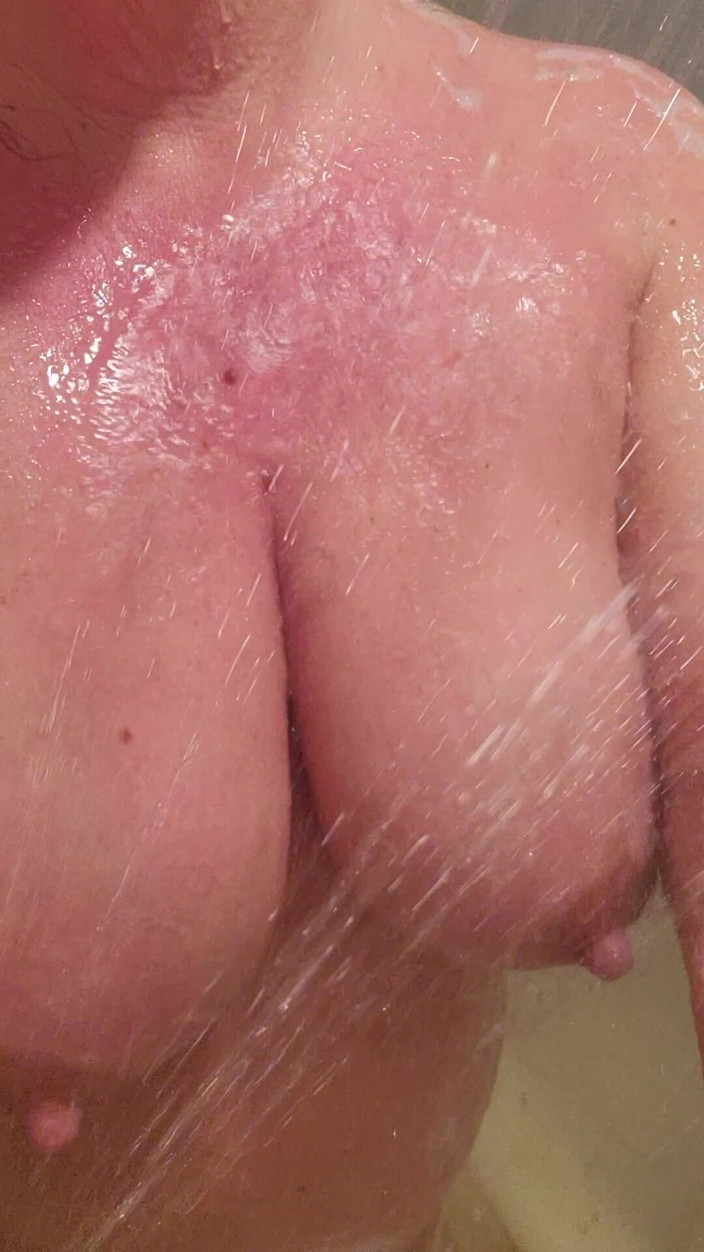 Pretty Amazing: Hot Morning Shower