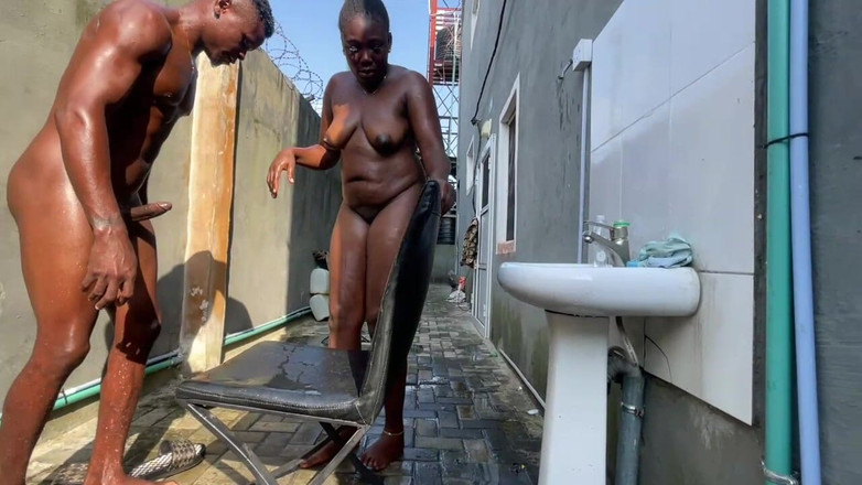 Sex naija 1: Jackson baise et shuga crémeux