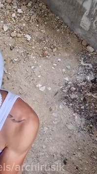 J’ai Baisé Un Passant Avec Une Grosse Bite Au Bord De La Route Dans Un Hôpital Abandonné