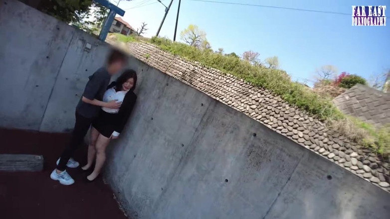 Far East pornography: Mega-șolduri tachinare la o întâlnire expusă îndrăzneț ca o frumusețe umedă lovită...