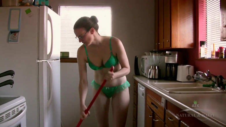 ATK Fans (Hairy): Jen is finishing her chores in the nude