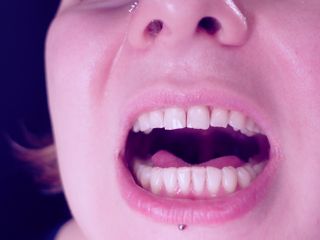 Arya Grander: Eating Chewing Fetish: Giantess Vibes. Nggak Mungkin Buat Si Mungil...